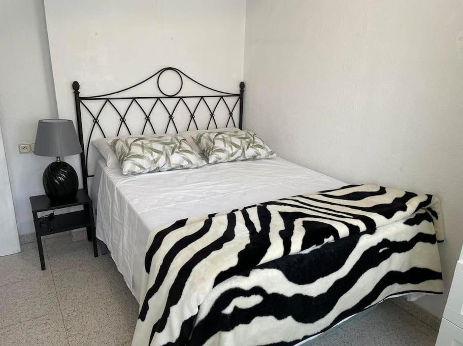 Flamenco Chill Apartment ตอร์เรเวียคา ภายนอก รูปภาพ