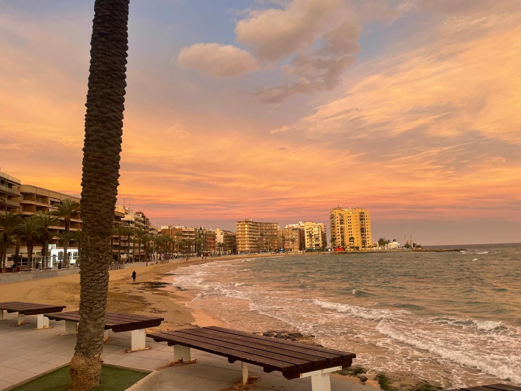 Flamenco Chill Apartment ตอร์เรเวียคา ภายนอก รูปภาพ